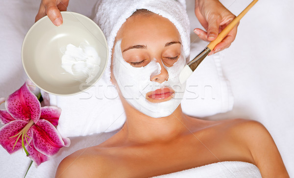 Spa yüz maske kadın rahatlatıcı cilt Stok fotoğraf © godfer