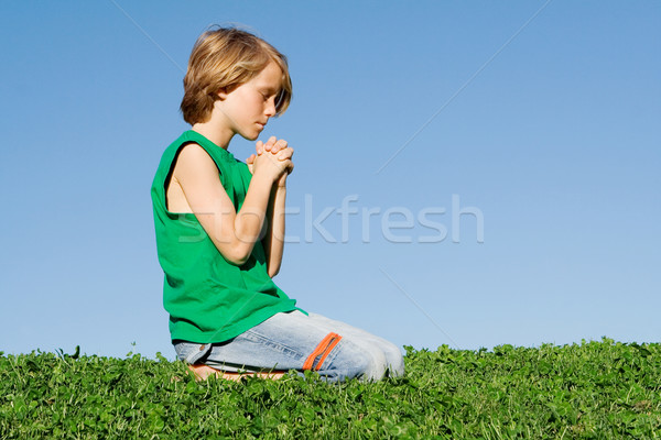 Keresztény gyermek imádkozik kezek gyerekek gyerekek Stock fotó © godfer