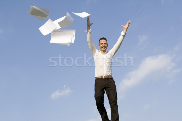 Foto stock: Feliz · homem · de · negócios · documentos · negócio · papel