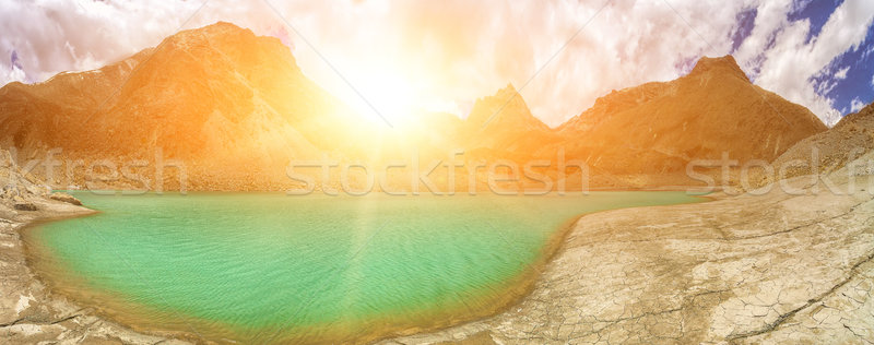 Hermosa montana paisaje vista reflexión lago Foto stock © goinyk