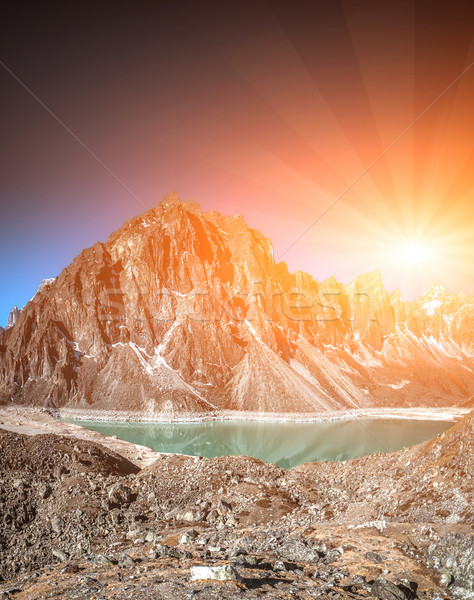美麗 山 景觀 視圖 反射 湖 商業照片 © goinyk