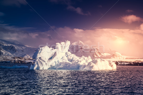 Antarctic glacier Stock photo © goinyk