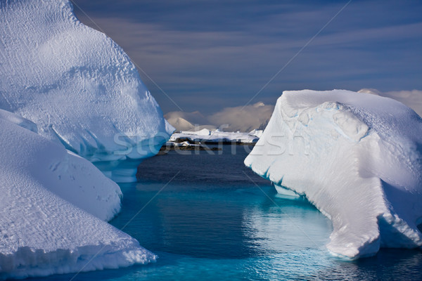 Antarctic iceberg Stock photo © goinyk