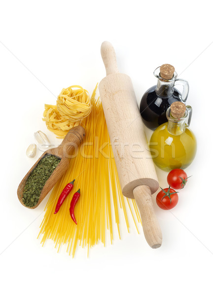 Italienische Küche Zutaten isoliert weiß Pizza Tomaten Stock foto © goir