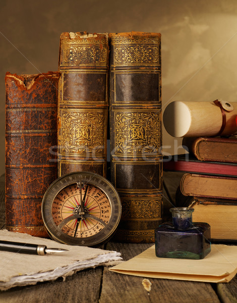 Stock fotó: Antik · könyvek · csendélet · iránytű · tinta · edény