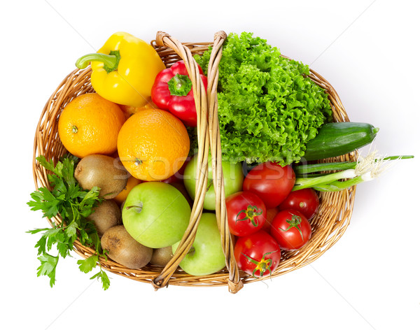 [[stock_photo]]: Fruits · légumes · panier · isolé · blanche