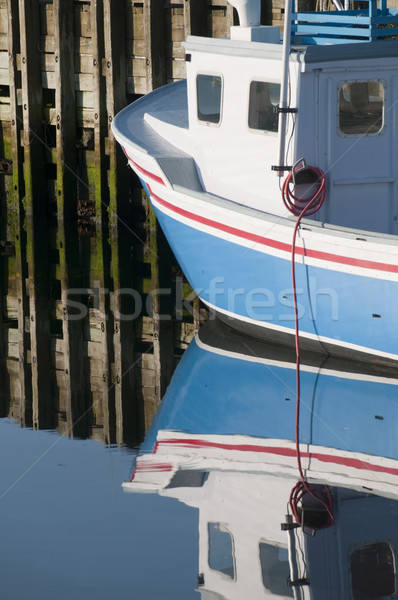 Hummer Boot Reflexion Teil Hafen Stock foto © Gordo25