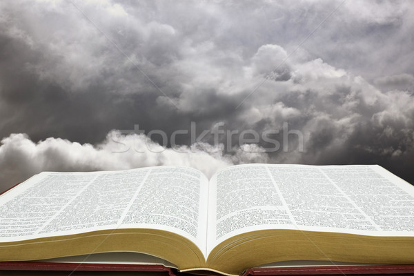Bible creazione cielo orizzontale immagine libro Foto d'archivio © Gordo25