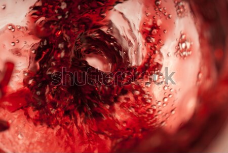 Abstrato vinho tinto tiro bubbles cair branco Foto stock © gorgev