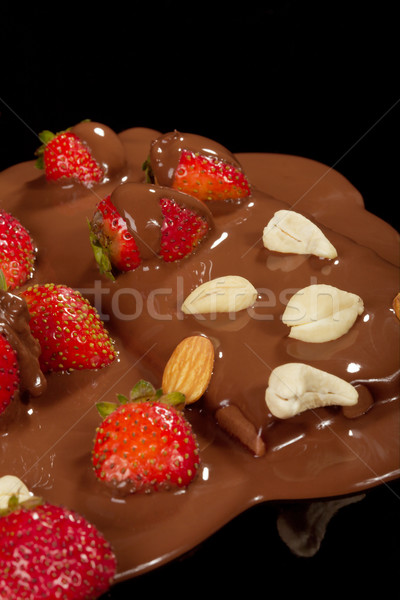Truskawki czekolady dojrzały mleczarnia czarny żywności Zdjęcia stock © Goruppa
