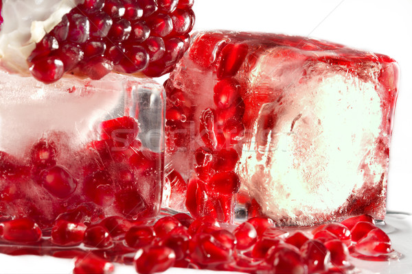 Melograno ghiaccio frutti di bosco maturo bianco frutta Foto d'archivio © Goruppa
