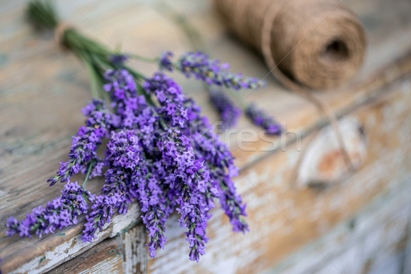 Foto stock: Monte · lavanda · flores · mesa · de · madeira · saúde · medicina