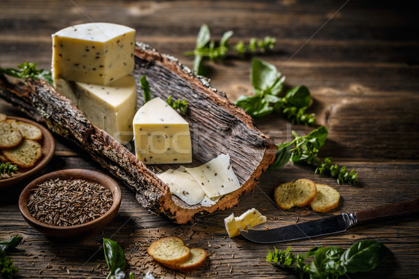 Kama peynir kimyon tohumları ahşap tahta Stok fotoğraf © grafvision