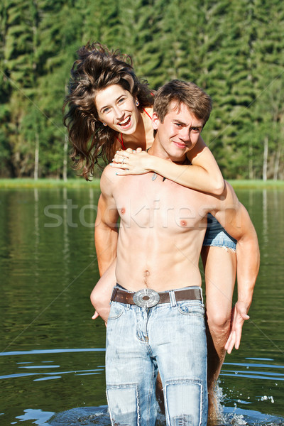 [[stock_photo]]: Heureux · couple · ferroutage · jouir · de · soleil · nature