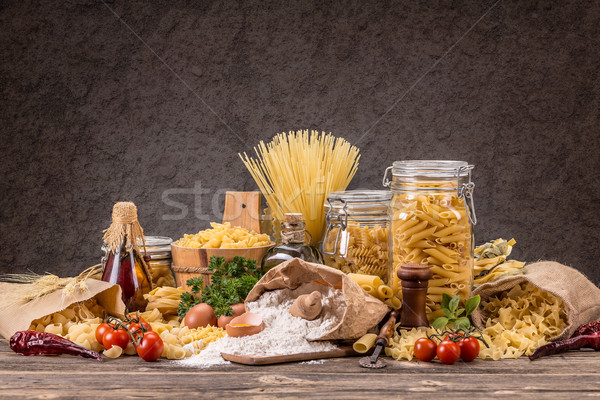 Foto stock: Pasta · verduras · frescas · alimentos · huevo · fondo