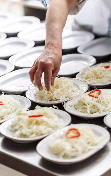 Blanche chou salade plaques restaurant table de cuisine [[stock_photo]] © grafvision