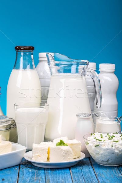 ízletes egészséges tejtermékek asztal kék üveg Stock fotó © grafvision