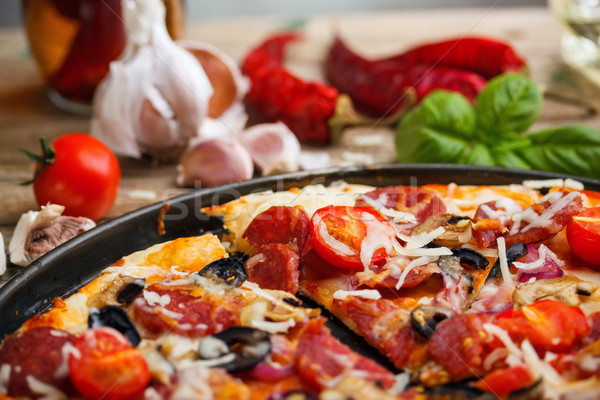 Foto stock: Salame · pizza · comida · festa · queijo
