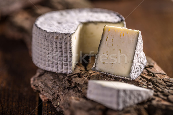 Camembert fromages traditionnel lait crémeux produit laitier Photo stock © grafvision