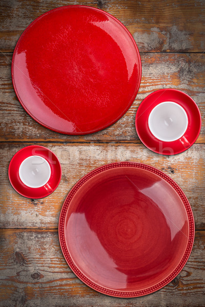 Platen koffiekopjes Rood houten plaat Stockfoto © grafvision