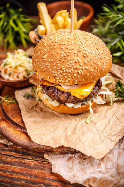 Cheese burger with grilled patty Stock photo © grafvision