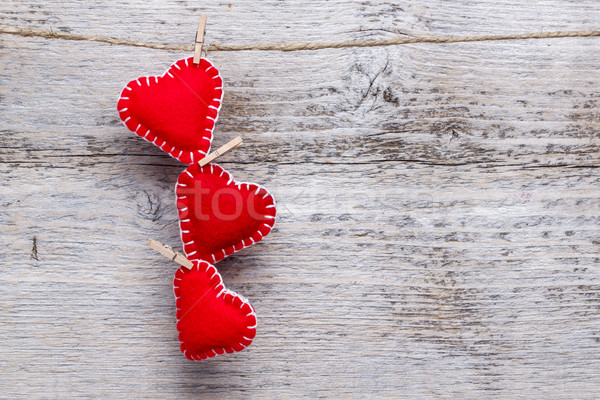 üç sevmek kalpler asılı ahşap doku Stok fotoğraf © grafvision