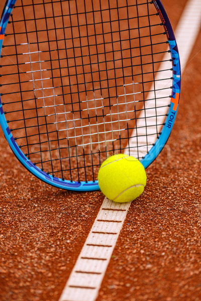 Raquette de tennis balle de tennis court de tennis tennis rouge horizons [[stock_photo]] © grafvision