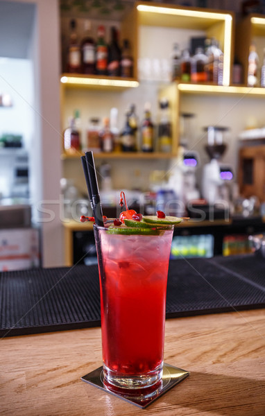Melograno cocktail servito bar counter frutta Foto d'archivio © grafvision