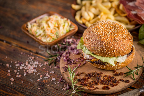 ハンバーガー 牛肉 チーズ レタス 背景 ストックフォト © grafvision