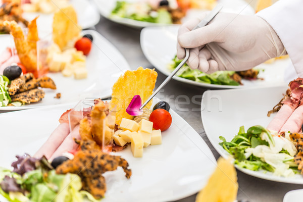 Délicieux apéritif plat chef rose pétale Photo stock © grafvision