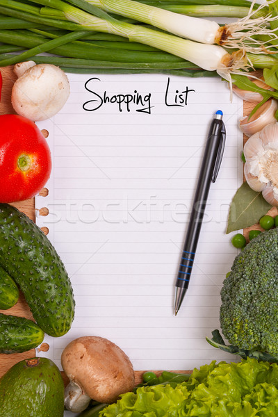 Foto d'archivio: Shopping · elenco · verdura · legno · carta · pen