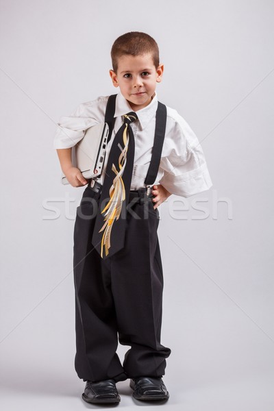 Fiú visel túlméretezett ruházat portré laptop Stock fotó © grafvision