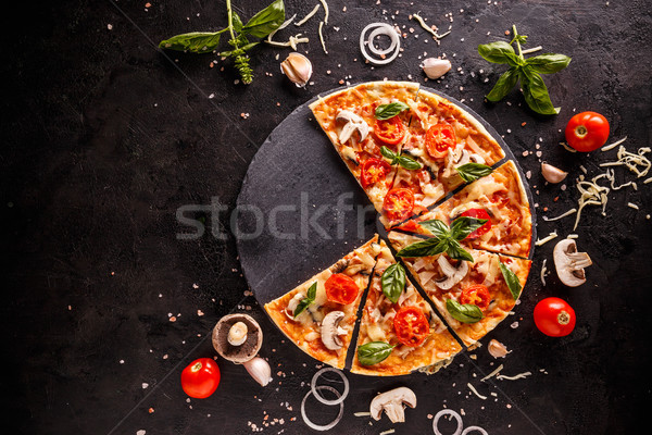 Fresh Italian pizza Stock photo © grafvision