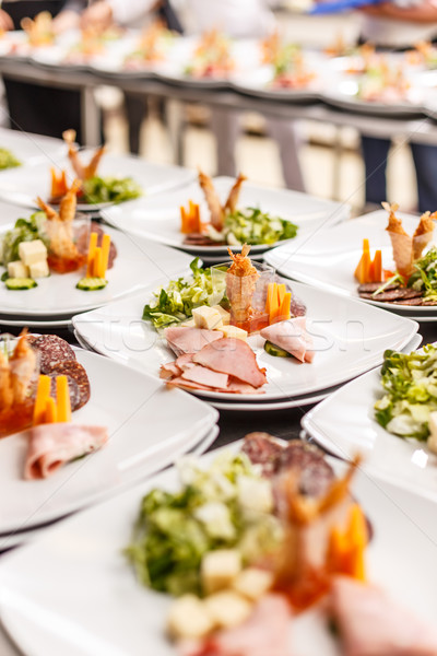 [[stock_photo]]: Restauration · table · Ouvrir · la · plaque