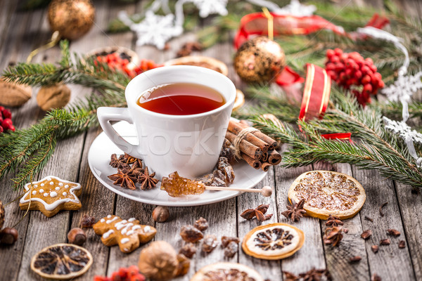 Ceaşcă ceasca de ceai ceai Crăciun decorare portocaliu Imagine de stoc © grafvision