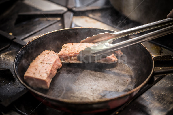 Wieprzowina polędwica patelnia kuchnia obiedzie mięsa Zdjęcia stock © grafvision