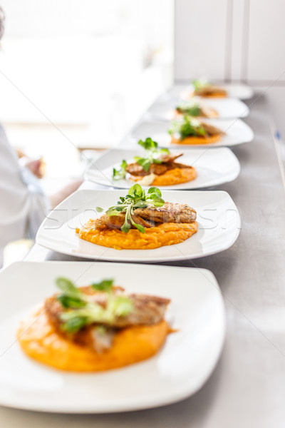 Petto di pollo bistecca carota salute ristorante seno Foto d'archivio © grafvision