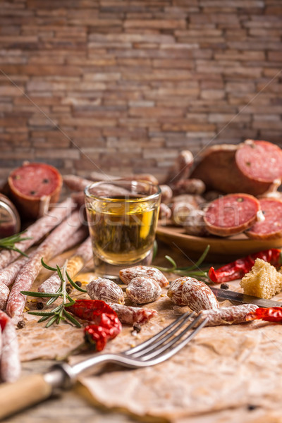 Foto stock: Salami · naturaleza · muerta · rústico · estilo · alimentos