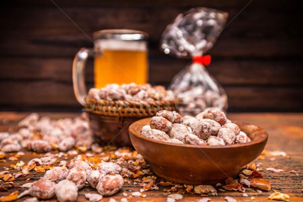 Gesalzen Erdnüsse Holz Schüssel Saatgut Stock foto © grafvision