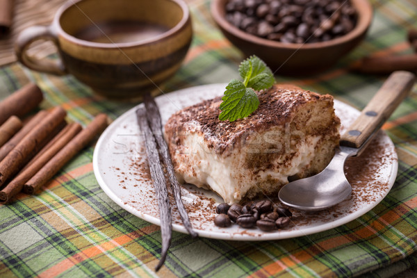 Tiramisu ciasto odznaczony mięty wanilia żywności Zdjęcia stock © grafvision