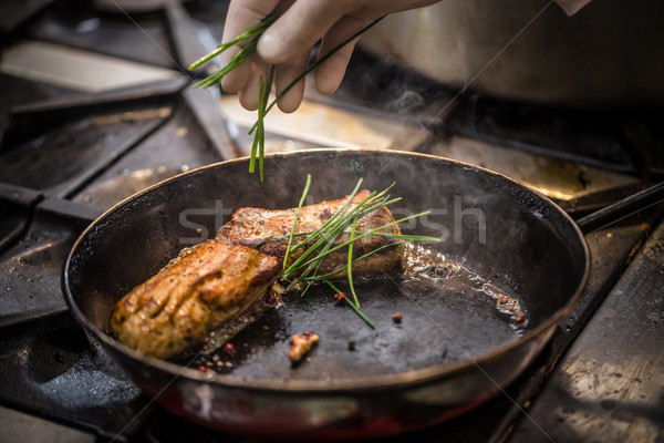 Longe porc viande cuit poêle chef Photo stock © grafvision