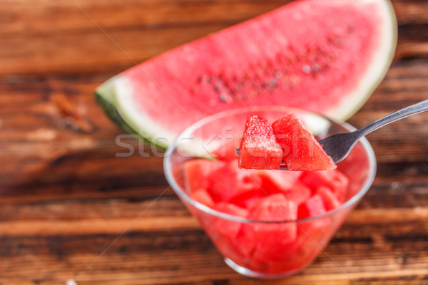 Wassermelone Würfel Glas Schüssel rustikal Holztisch Stock foto © grafvision