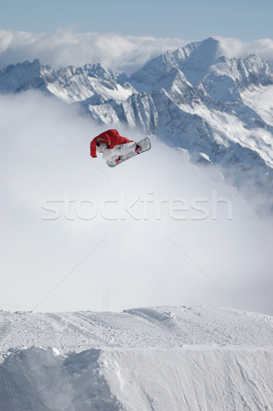 Saltar estilo libre deporte montanas rojo Foto stock © gravityimaging