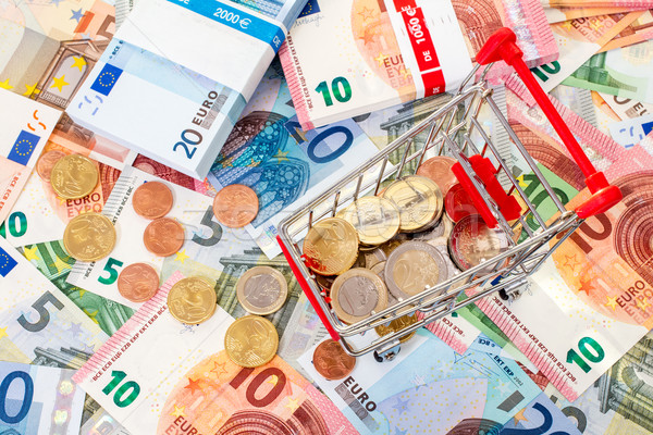 Euro waluta koszyk moc zakupy ceny Zdjęcia stock © Grazvydas