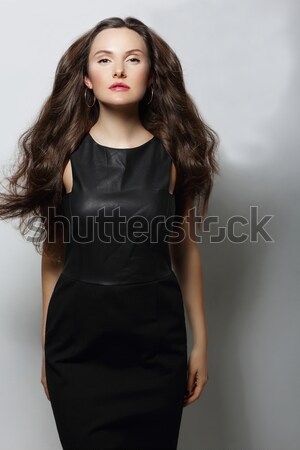 Retrato elegante mujer negro sin mangas vestido Foto stock © gromovataya
