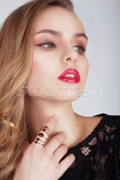 Jonge vrouw rode lippen model schoonheid Rood Stockfoto © gromovataya