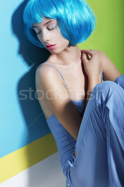 Mulher azul peruca adormecido Foto stock © gromovataya