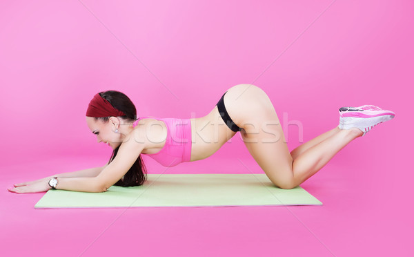 Vrouw aerobics kamer Stockfoto © gromovataya