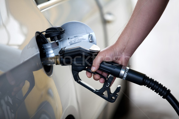 Srebrny samochodu stacji benzynowej przemysłu oleju czarny Zdjęcia stock © gsermek