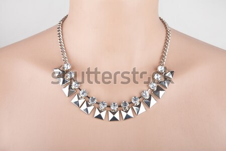 Plata collar ángel ala corazón maniquí Foto stock © gsermek